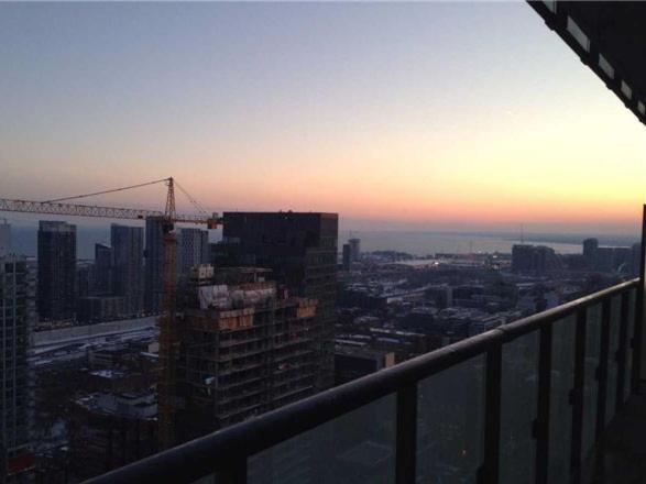 Comfortable Central Downtown Condo - 토론토 외부 사진